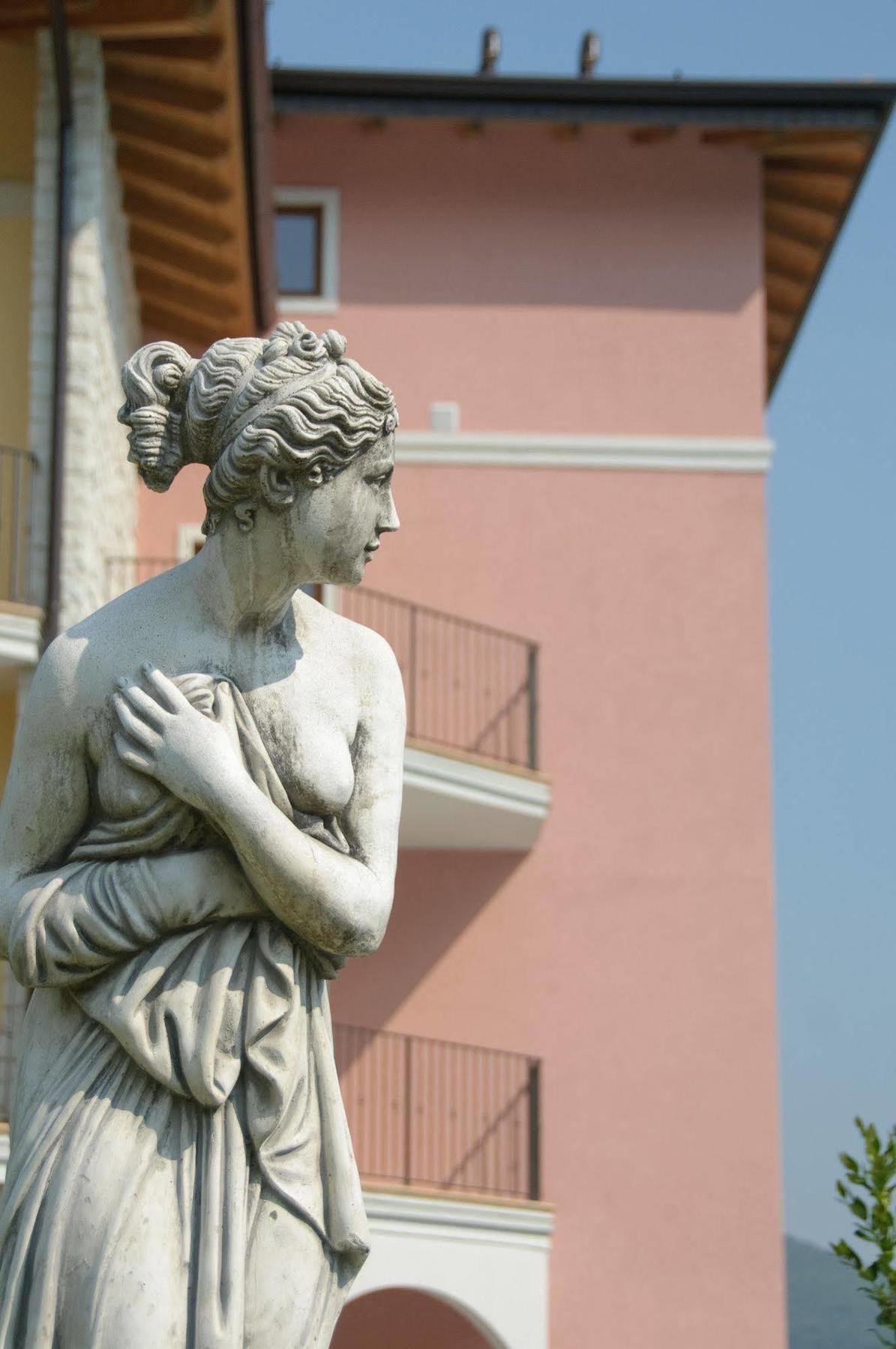 Residenza Le Due Torri Aparthotel Ρίβα ντελ Γκάρντα Εξωτερικό φωτογραφία