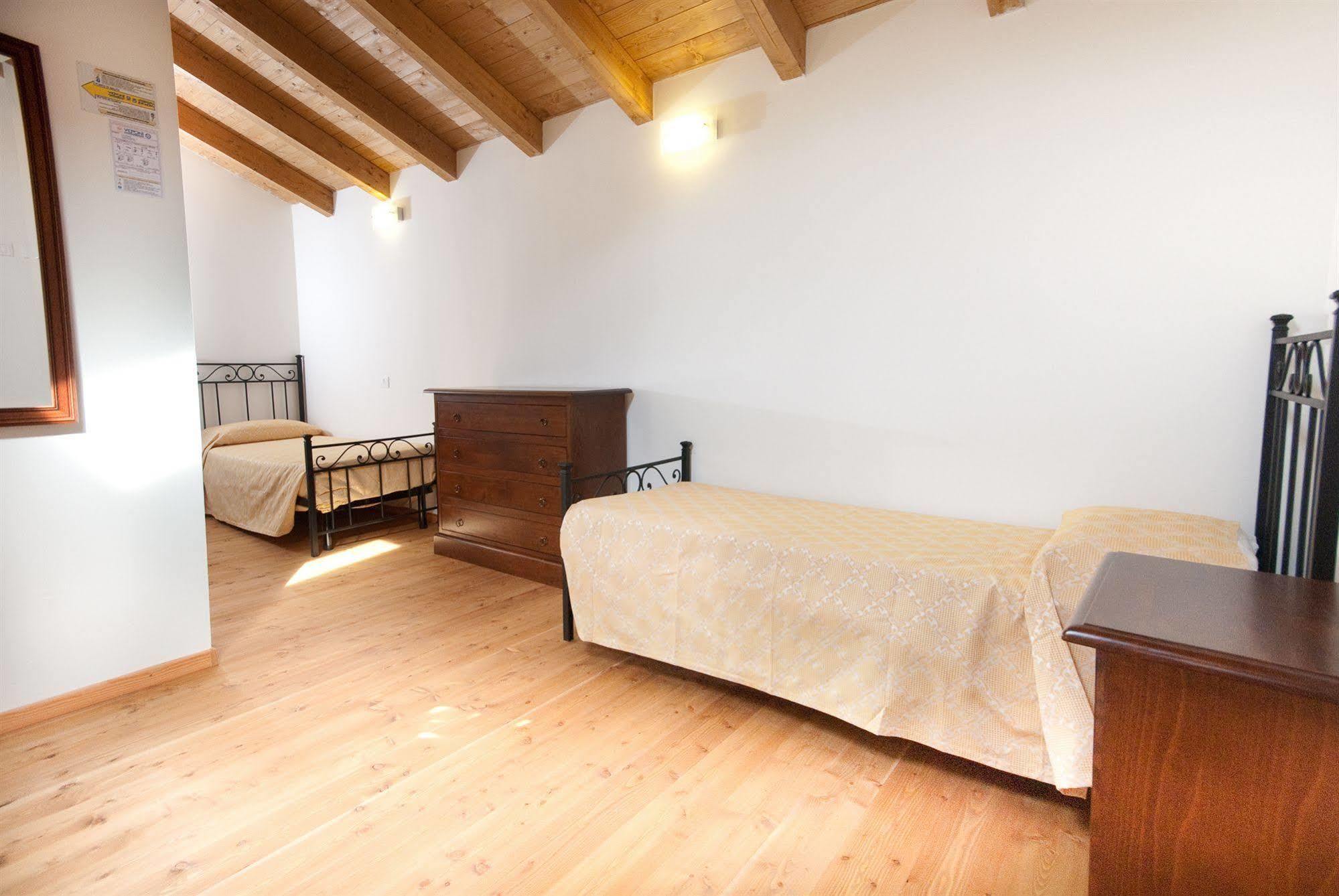 Residenza Le Due Torri Aparthotel Ρίβα ντελ Γκάρντα Εξωτερικό φωτογραφία